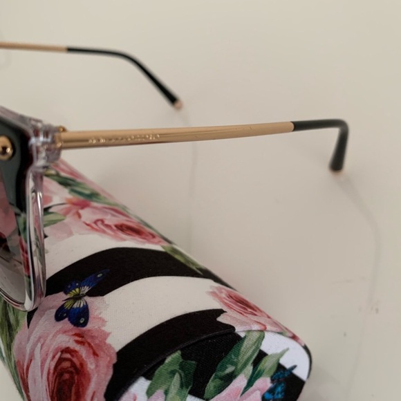 Dolce & Gabbana Sunglasses, New - Picture 8 of 11